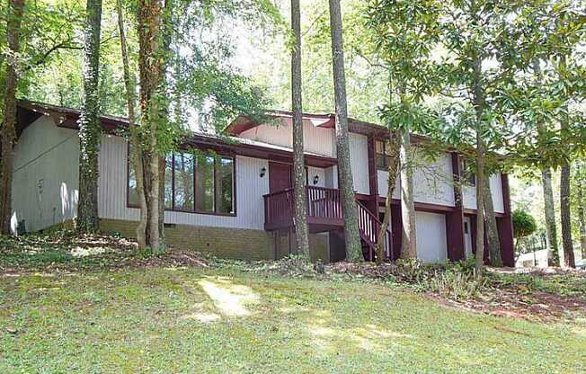 Newly Renovated Stunning House for Rent 4 BR /2.5 BA Hidden Hills Subdivision in Stone Mountain