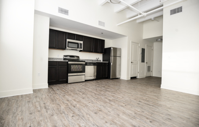 1 bed, 1 bath, 700 sqft, $1,100, Unit The Press - 1203