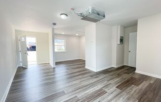 Studio, 1 bath, 480 sqft, $795, Unit Unit 12