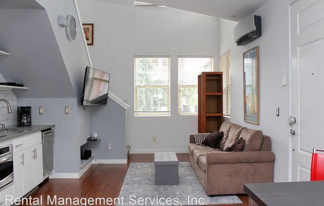 4325 SE Division Street, Unit B
