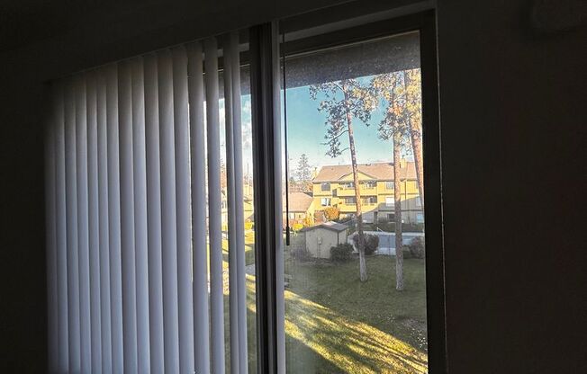 2 beds, 1 bath, 902 sqft, $1,375, Unit W - 051