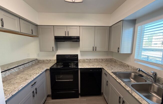 2 beds, 2 baths, 950 sqft, $1,275, Unit 201