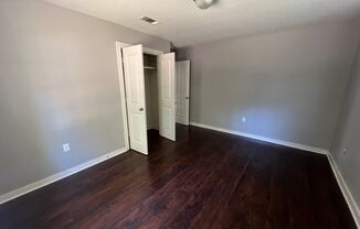 3 beds, 1 bath, $1,450