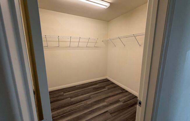 3 beds, 2.5 baths, $2,095