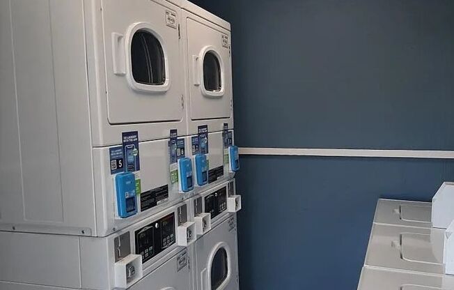 1 bed, 1 bath, 650 sqft, $995, Unit 106