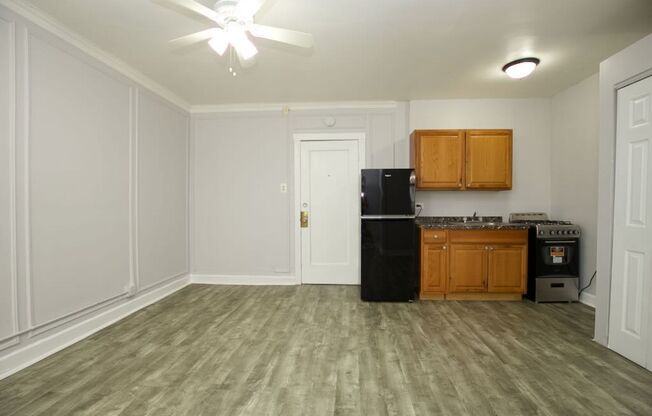 Studio, 1 bath, $1,025, Unit 412