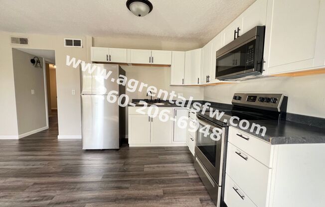 2 beds, 1 bath, 700 sqft, $925, Unit 6006 Guild Dr