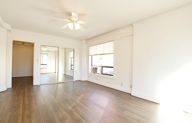 1 bed, 1 bath, 696 sqft, $1,750, Unit 0809