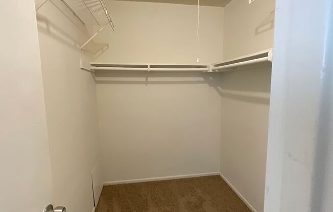 1 bed, 1 bath, 700 sqft, $1,795