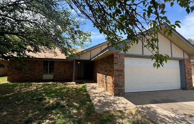 Lubbock Cooper ISD Gem: Ready-to-Rent July 16th