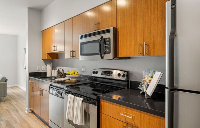 Studio, 1 bath, 565 sqft, $1,995, Unit A517