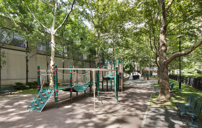 Studio, 1 bath, $3,400, Unit 14F
