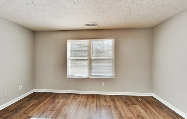 8304 FAIRINGTON VLG DR