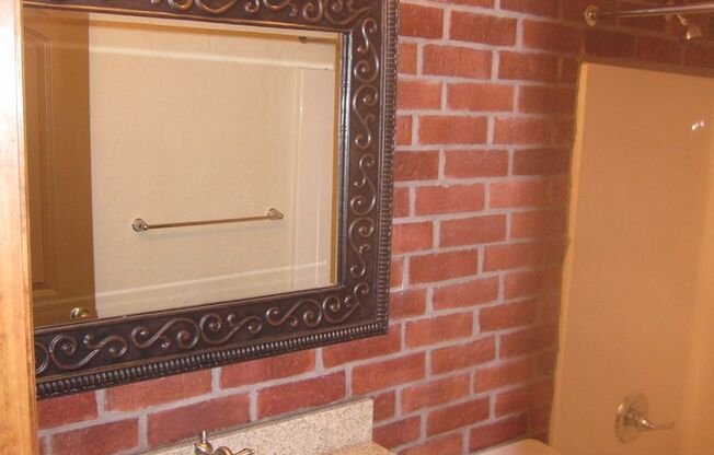 3 beds, 2 baths, 1,300 sqft, $1,620, Unit AW 116