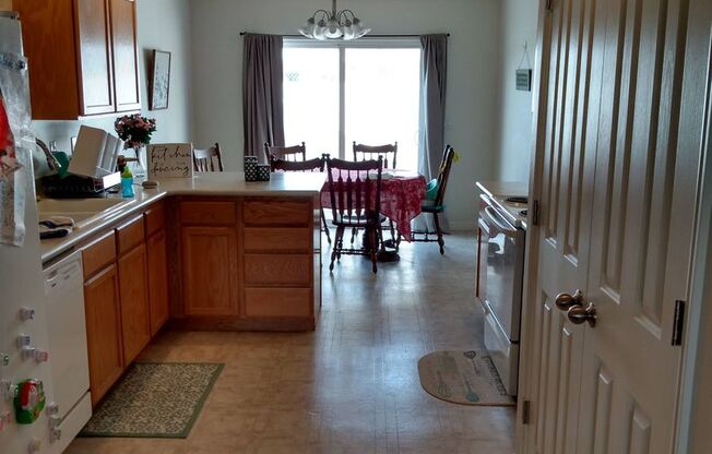 4 Bed/3 Bath by Geneva Rd in Provo