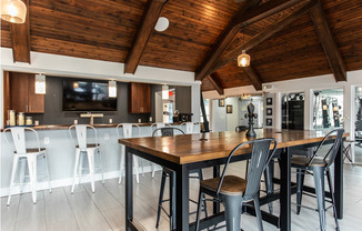 1 bed, 1 bath, $1,290, Unit 2150-2A