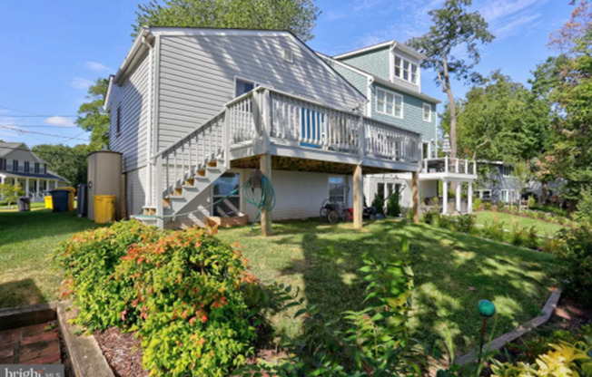 Stunning Waterfront 3bd/2.5ba in Glen Burnie with Deep-water Boat Dock, CAC, Renovated and more!