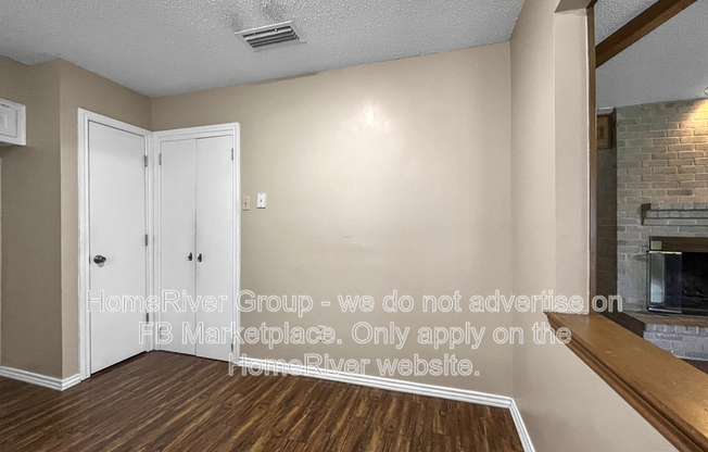 1426 CREEKWOOD LN