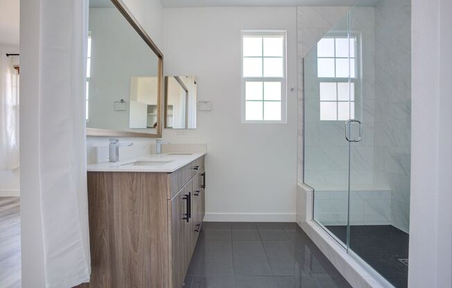3 beds, 2.5 baths, $3,500
