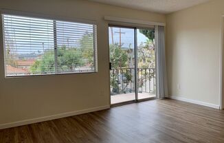 1 bed, 1 bath, 525 sqft, $2,215, Unit 12