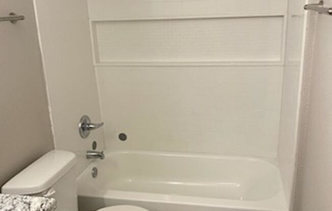 1 bed, 1 bath, 630 sqft, $749, Unit 2723-103