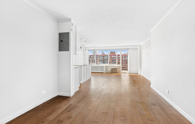 1 bed, 1 bath, 949 sqft, $5,450, Unit 19X