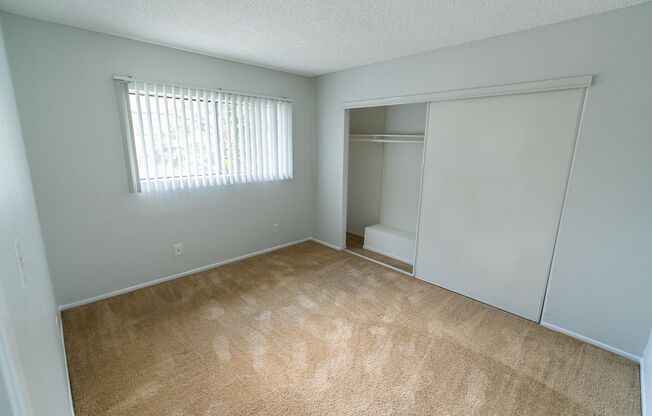 2 beds, 1 bath, 1,000 sqft, $1,998, Unit 120