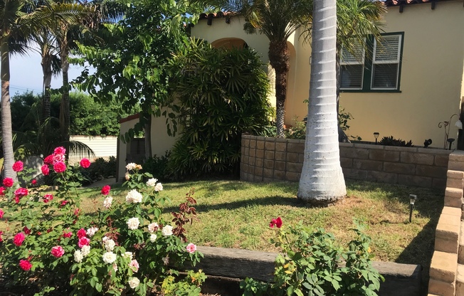 3 beds, 2 baths, $4,800