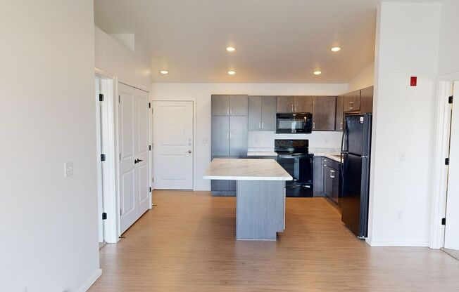 2 beds, 2 baths, 912 sqft, $1,409, Unit 1244-12