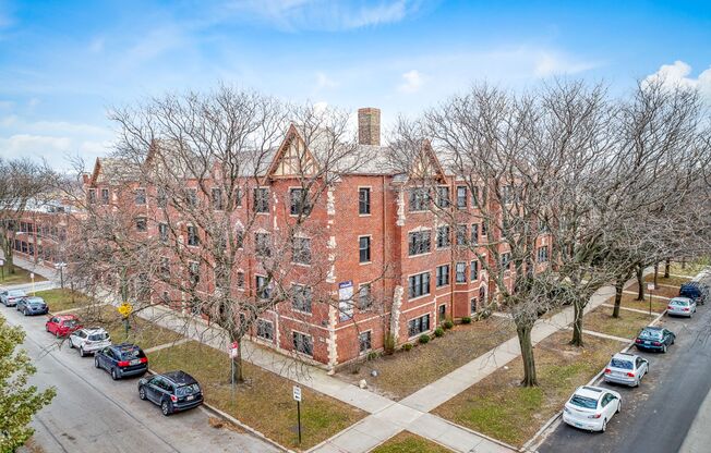 4651-53 N. Wolcott / 1819-29 W. Leland