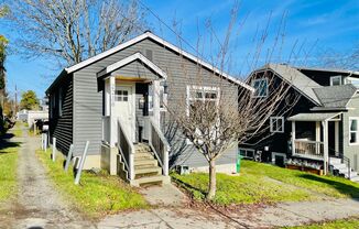 Recently Renovated Urban Retreat in Stevens Seattle