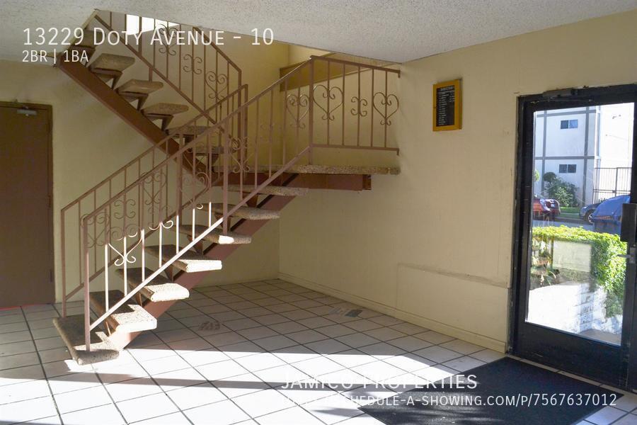 13229 Doty Avenue