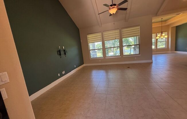 3 Bedroom 3 Bathroom Georgetown Home