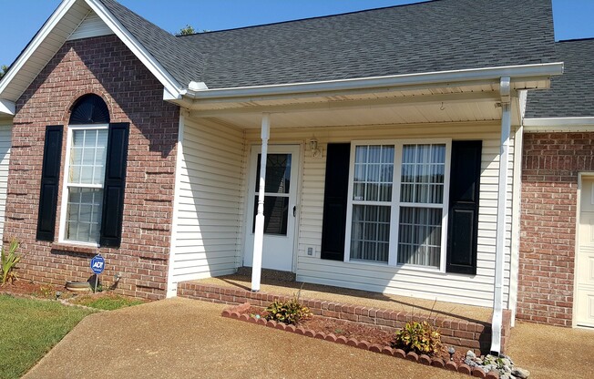 One LEVEL Home for Lease  3 Bedroom 2 FULL Bath Home with Garage near Downtown Nashville!