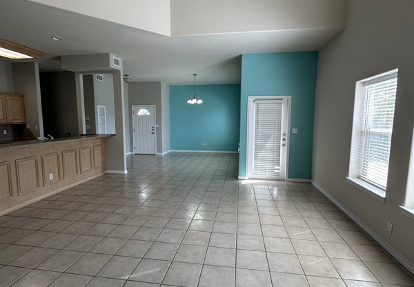 15505 PALMIRA AVE