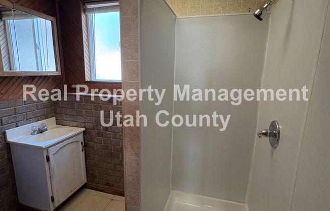 3 beds, 2 baths, $1,850