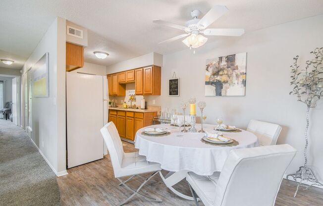 1 bed, 1 bath, 670 sqft, $1,000, Unit 208