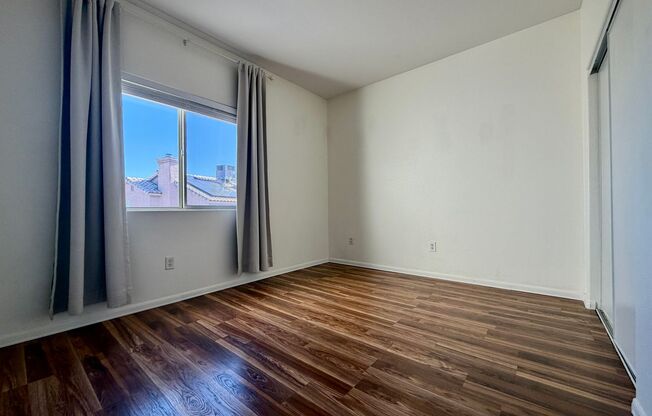 2 beds, 2 baths, $1,300, Unit # 2024