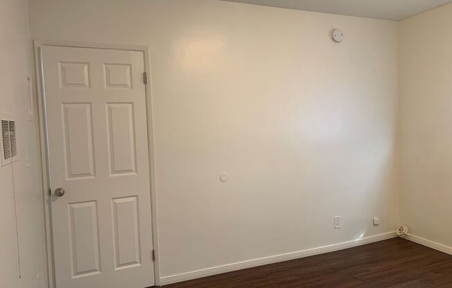 1 bed, 1 bath, 700 sqft, $1,795, Unit 6