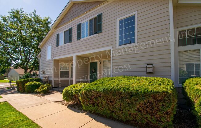 Corner Unit Townhome in Fort Collins!