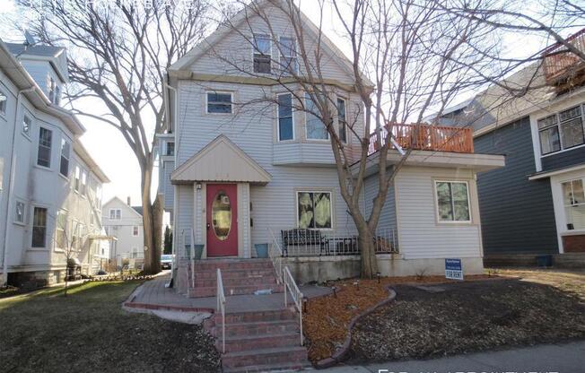 3113 Holmes Ave