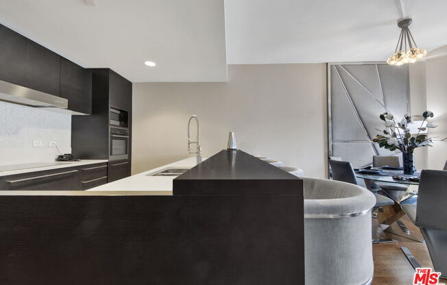 1 bed, 2 baths, 1,410 sqft, $5,000, Unit 6F