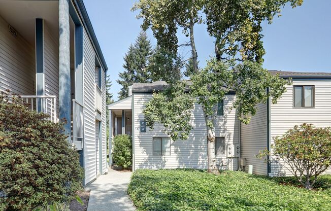 Large 2bd, 2ba Condo Available w/ Private Patio & Tons of Storage!