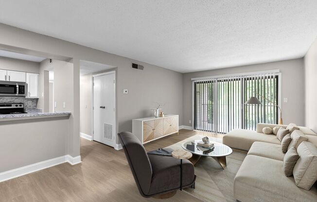 1 bed, 1 bath, 703 sqft, $899