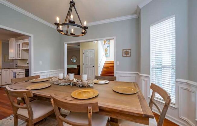 Home For Rent in Mallard Hills!
