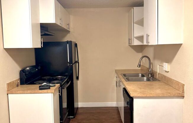 2363 EMPORIA ST