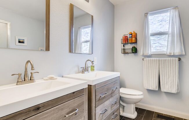 Spacious 4 Bedroom in 80923
