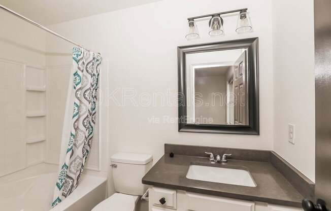 3 beds, 2.5 baths, 1,408 sqft, $1,750, Unit 3005
