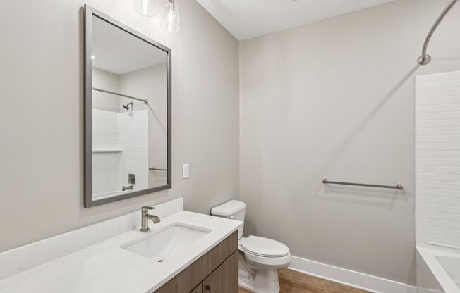 2 beds, 2 baths, 1,081 sqft, $1,653, Unit 1-117