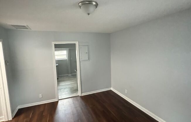 Huge Spacious Rental on the Westside in Hyde Grove